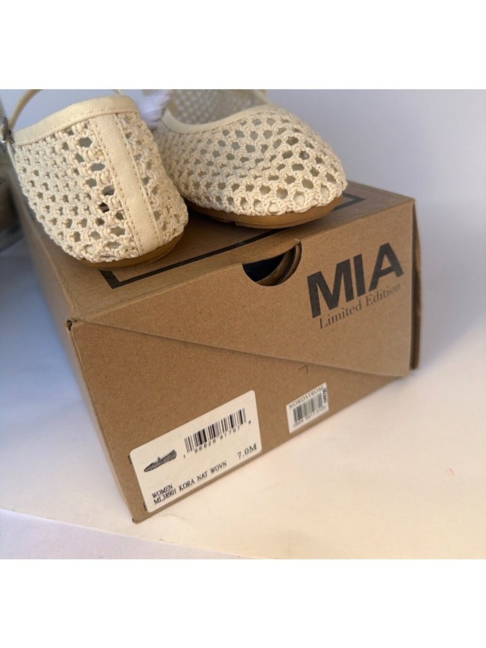 MIA Kora Mary Janes Natural Ivory Flats Size 7 - Picture 8 of 8